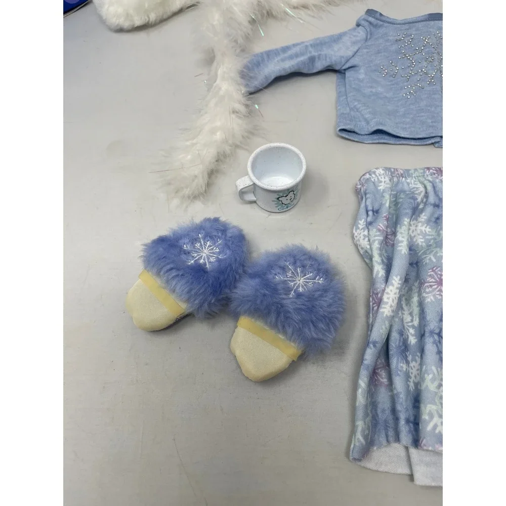 American Girl Snowflake Pajamas Set 2003 w/ Hat‎ Scarf Slippers Mug & Box